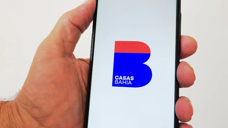 Casas Bahia (BHIA3): prejuízo cai 82,5% no 4T25; veja análise
