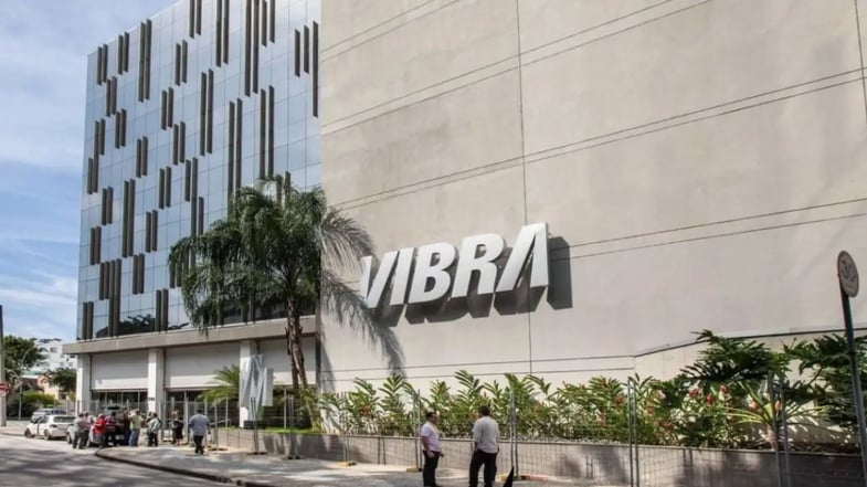 Vibra (VBBR3) tem lucro líquido de R$ 1,5 bi no 1T26, alta de 63%