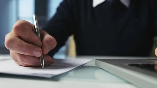 FII de papel ou renda fixa: qual é melhor para investir?