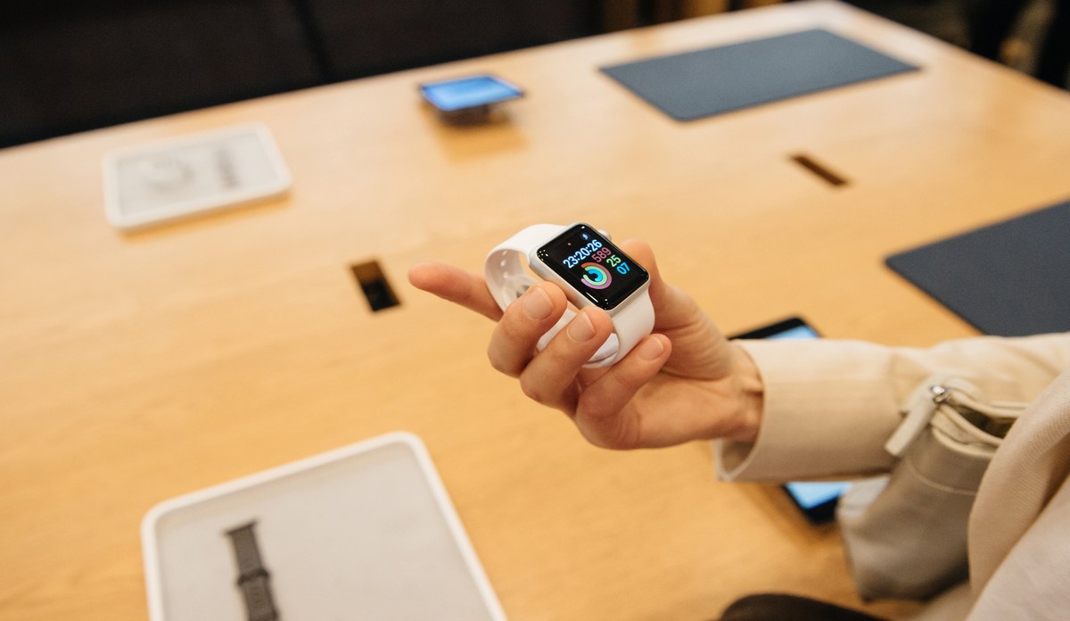 A suspensão das vendas foi limitada a algumas séries específicas do Apple Watch.