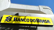Lucro do Banco do Brasil (BBAS3) cai 21% no 1T25 e ações desabam. Vale a pena comprar?
