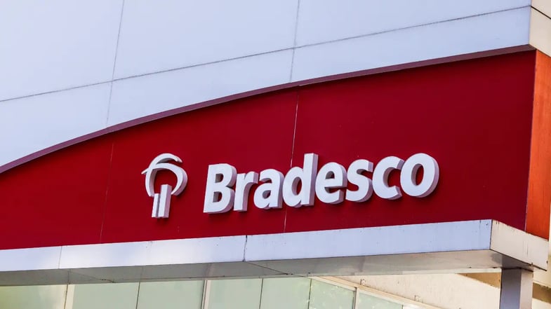 Bradesco (BBDC4) avança no lucro e na eficiência operacional no 2T25