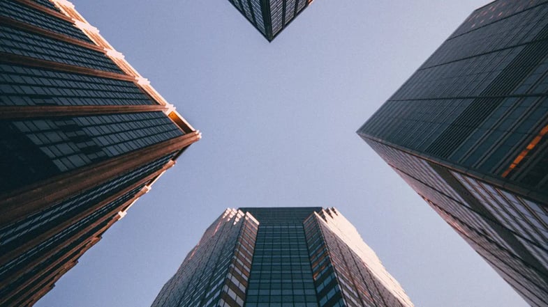 FIIs CDI ou IPCA: qual rende mais e vale a pena investir?