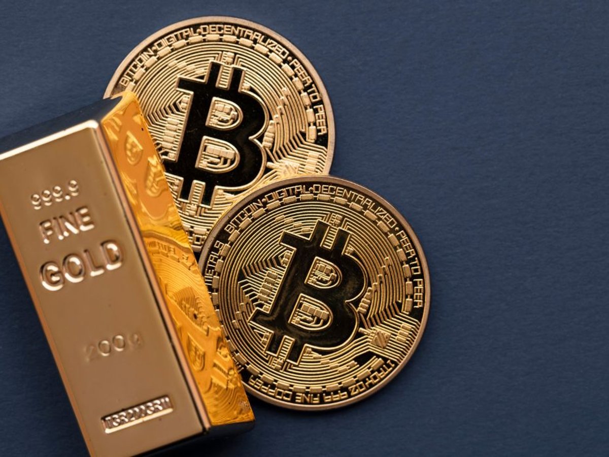 Reserva de valor: é melhor investir em ouro ou Bitcoin?