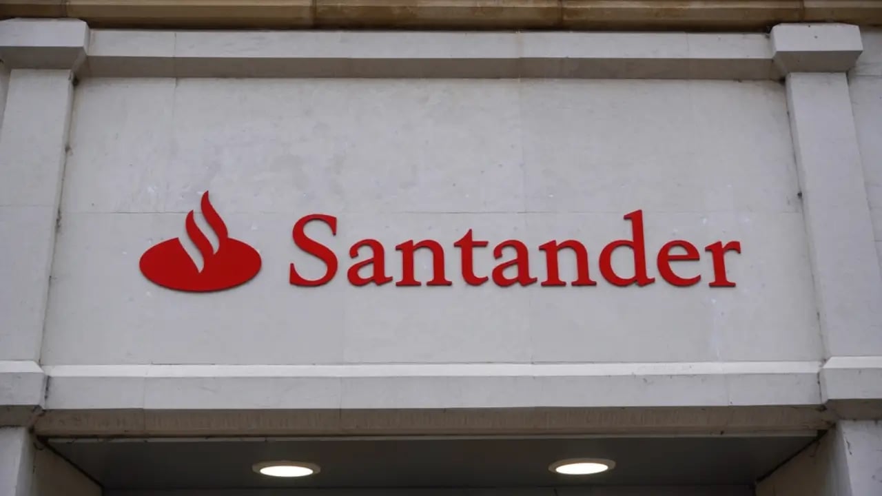 Santander  (SANB11) lucra R$ 4 bi no 3º trimestre, alta de +9%