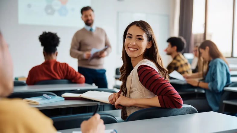 Cogna (COGN3) tem lucro -72% menor no 4T25