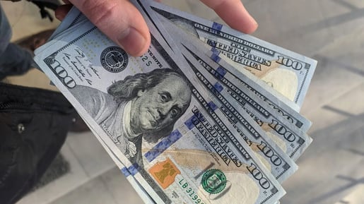 Por que o dólar subiu tanto? Entenda o leilão do Banco Central