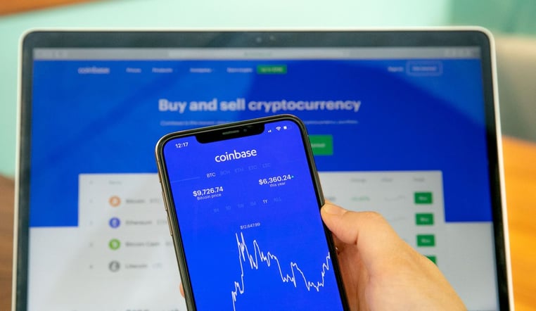 Wallet da Coinbase vai permitir envio e recebimento de dinheiro convencional