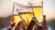 Dividendos da semana: Alupar e Ambev pagam proventos aos acionistas