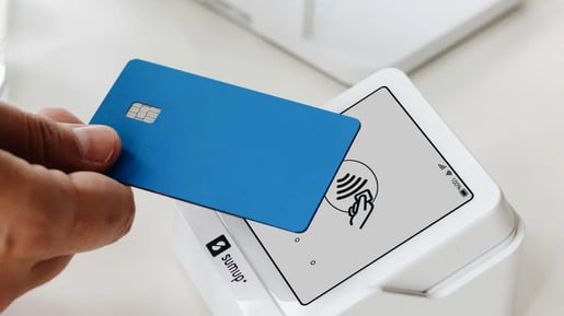 CSU Digital (CSUD3) vale a pena? Uma análise completa da empresa