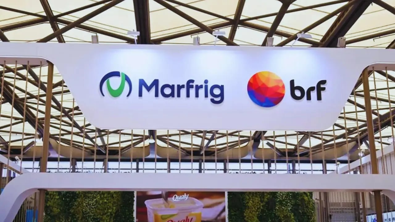 Marfrig (MRFG3) dispara 21% e BRF (BRFS3) sobe 0,8% com proposta de fusão