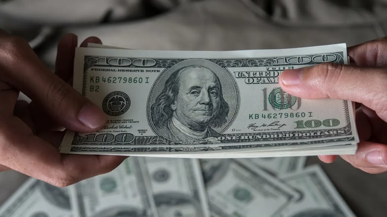 Dolarização de patrimônio: a estratégia para evitar apostas no câmbio