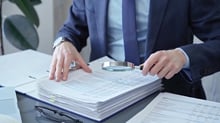Relatório Focus: mercado reduz estimativa para a inflação e eleva projeção para o PIB