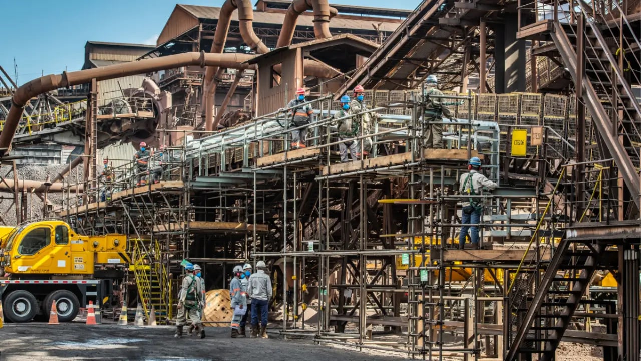 Usiminas no 3T25: forte impacto contábil e geração de caixa robusta