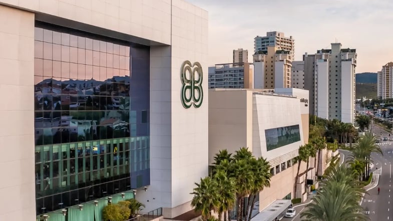 FII de shopping ou ação de shopping: qual rende mais?