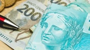 Prefixados perto de 15% ao ano: investir agora ou esperar?