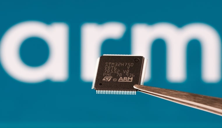 Arm Holdings: conheça a designer de chips que triplicou seu valor na bolsa