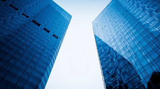 Girar carteira de FIIs ou acumular cotas: o que vale mais a pena?