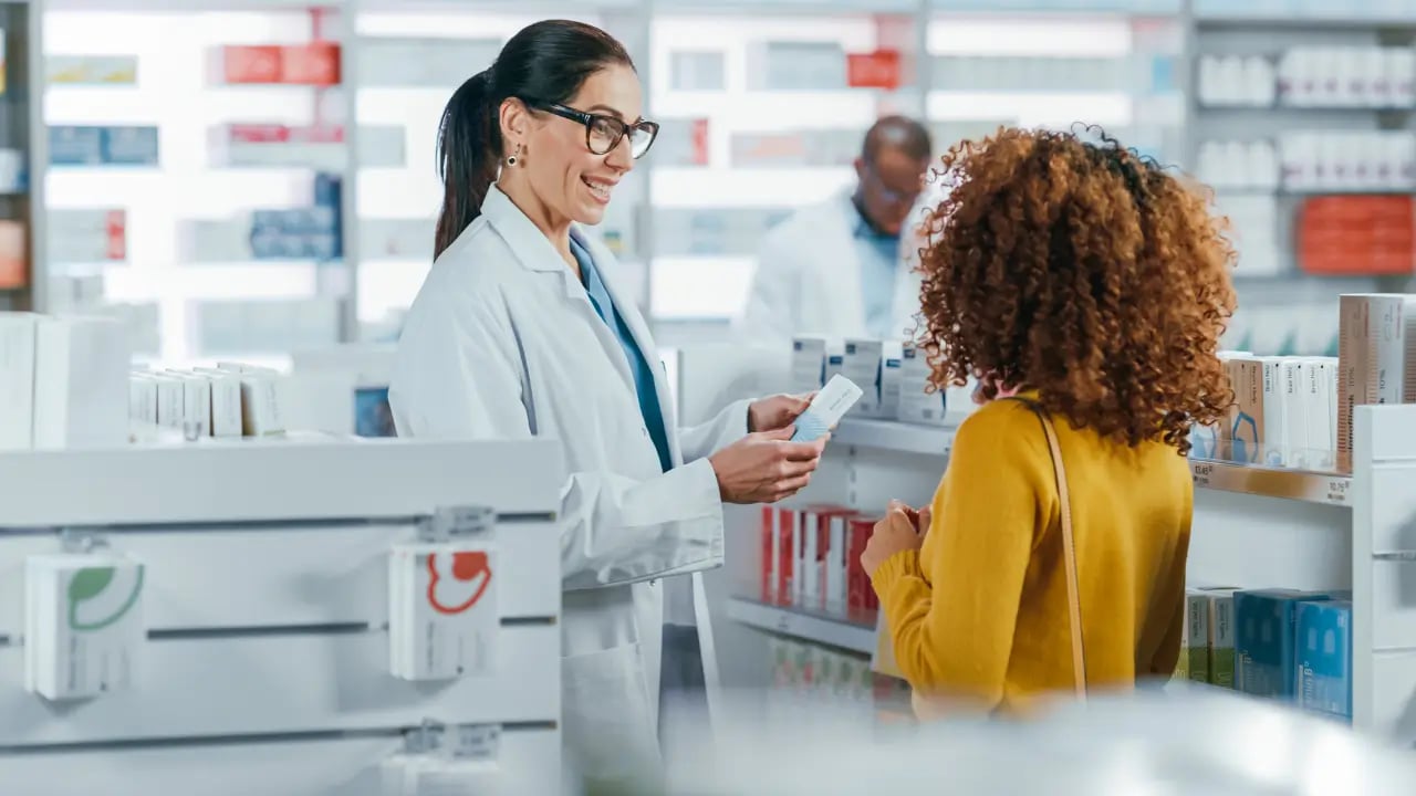 RD Saúde entrega crescimento forte no 4T25, mas lucro recua