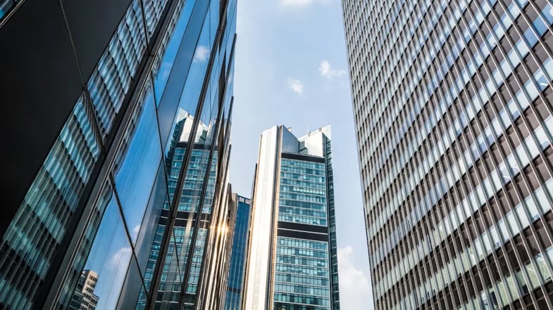 URPR11 reduz dividendos e cotas caem mais de 3% na bolsa: entenda o cenário do fundo imobiliário