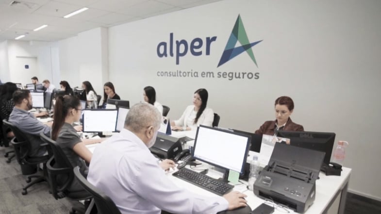 APER3 acumula alta de +55% em 2023, mas está de saída da bolsa brasileira
