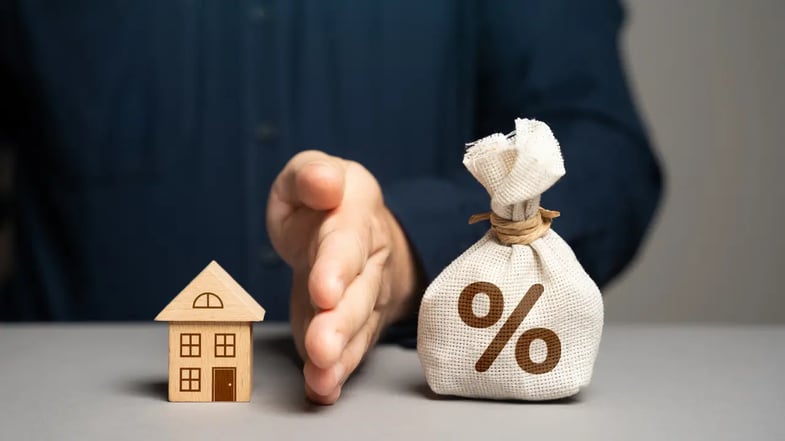 Por que tantos FIIs anunciaram desdobramento de cotas em 2025?