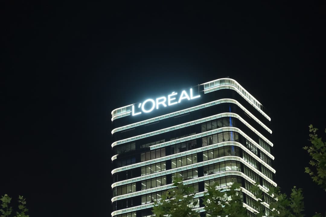 A L'Óreal é uma das principais marcas de cosméticos do mundo na atualidade (Crédito: Robert - stock.adobe.com)
