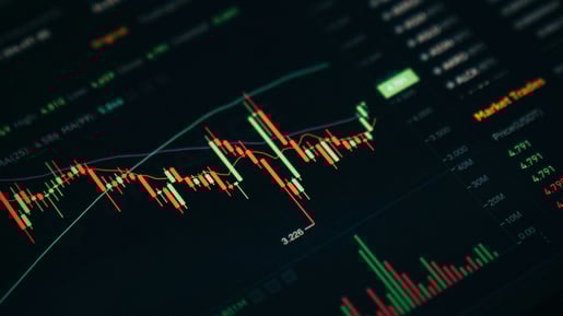 3 melhores small caps para investir em 2025 com foco longo prazo