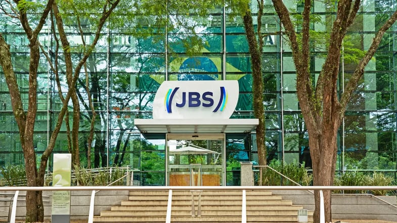 JBS (JBSS32) tem queda de -56% no lucro do 1T26