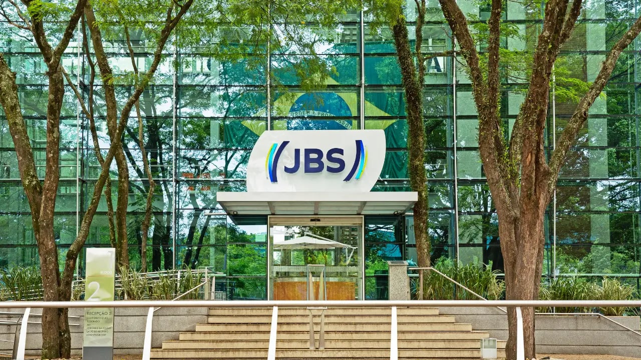 JBS (JBSS32) tem queda de -56% no lucro do 1T26