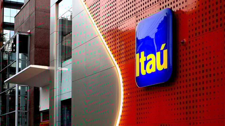 Resultado Itaú 4T25 confirma o melhor ano da história