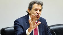 Governo congela R$ 31,3 bi do orçamento e aumenta IOF em 2025