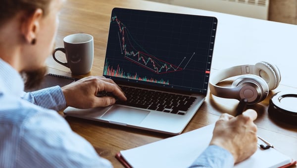 Afinal, como funciona o investimento em ações na prática?