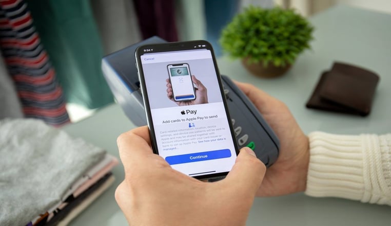 Como pagar com Apple Pay no Brasil: facilidade e segurança