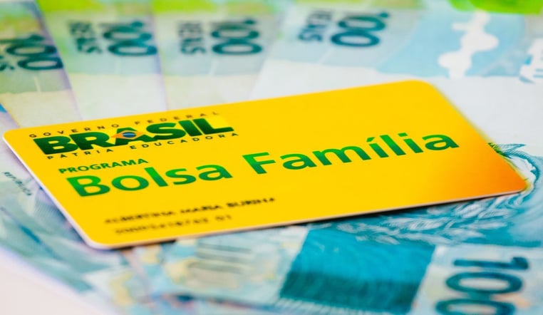 Bolsa Família 2023 - veja o calendário de pagamentos e regras