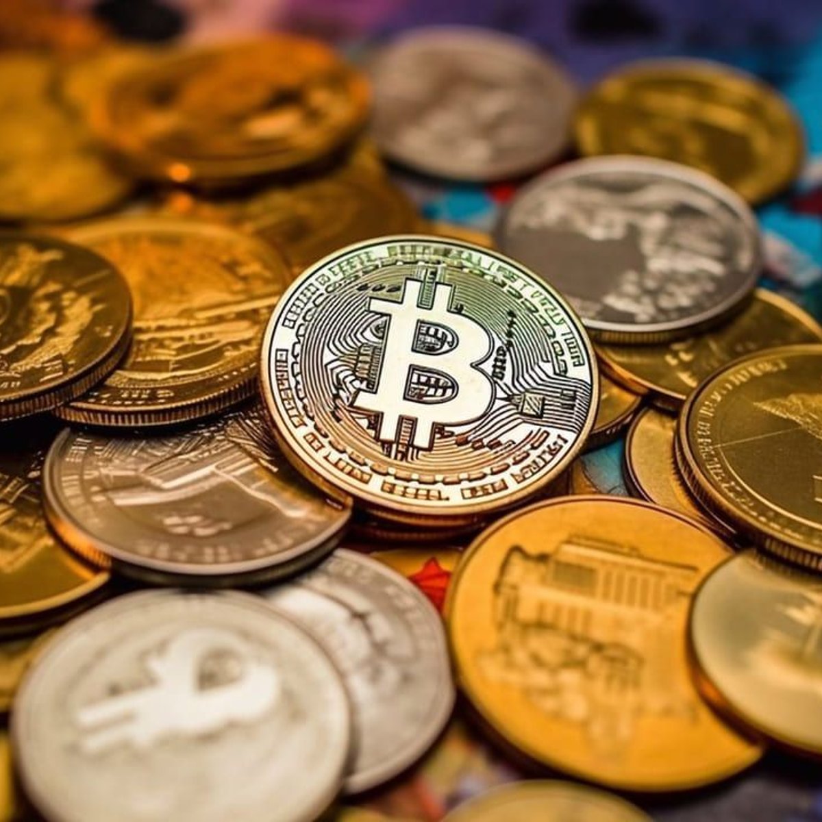 Como investir em criptomoedas? Saiba por onde começar