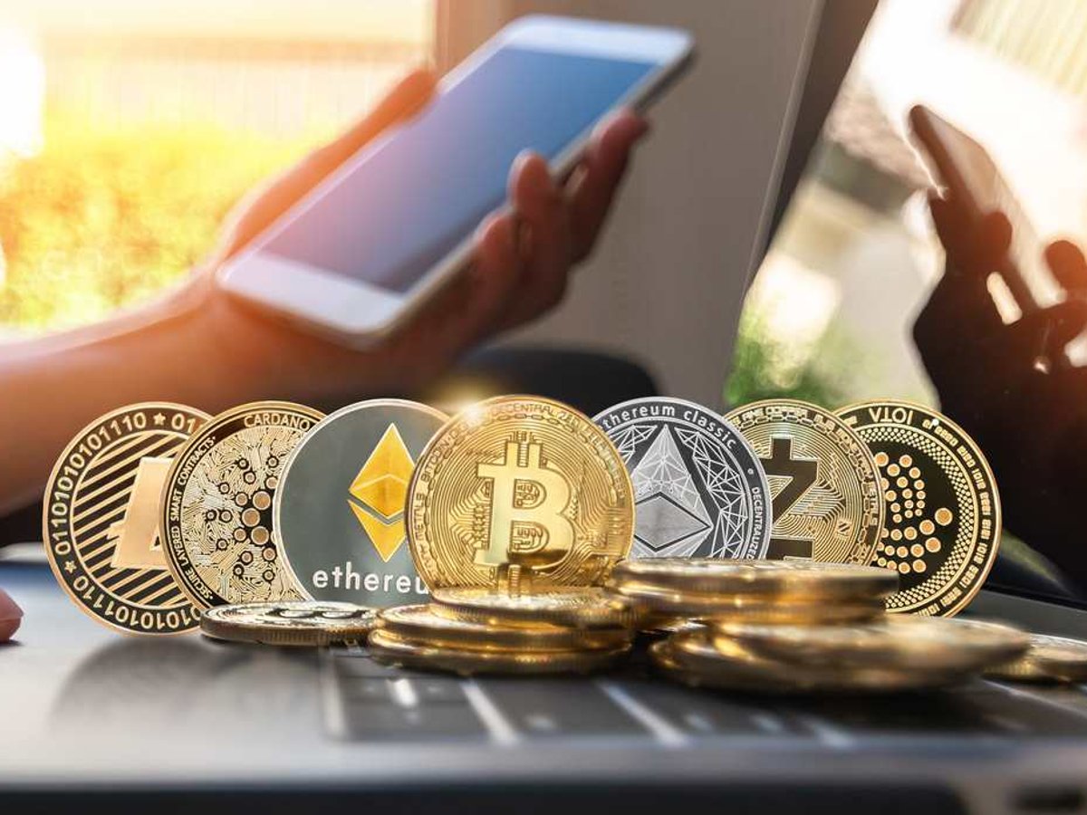 Top 10 criptomoedas mais buscadas no Google: guia completo