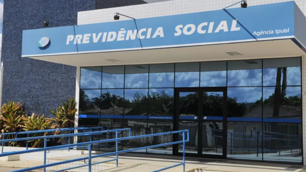 Imagem mostra fachada do INSS.
